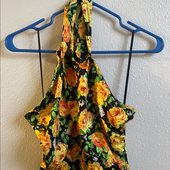 Floral Halter Bodysuit - Picture 9 of 9